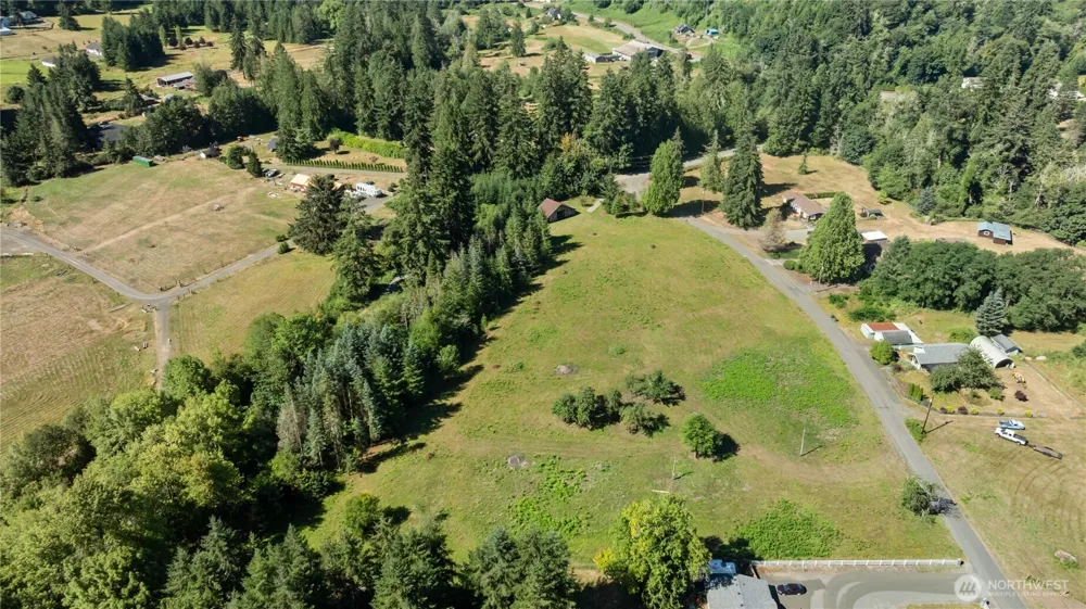 38 Ray Road Elma, WA 98541