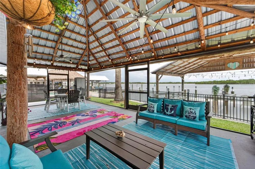 3422 W SHELL POINT ROAD Ruskin, FL 33570