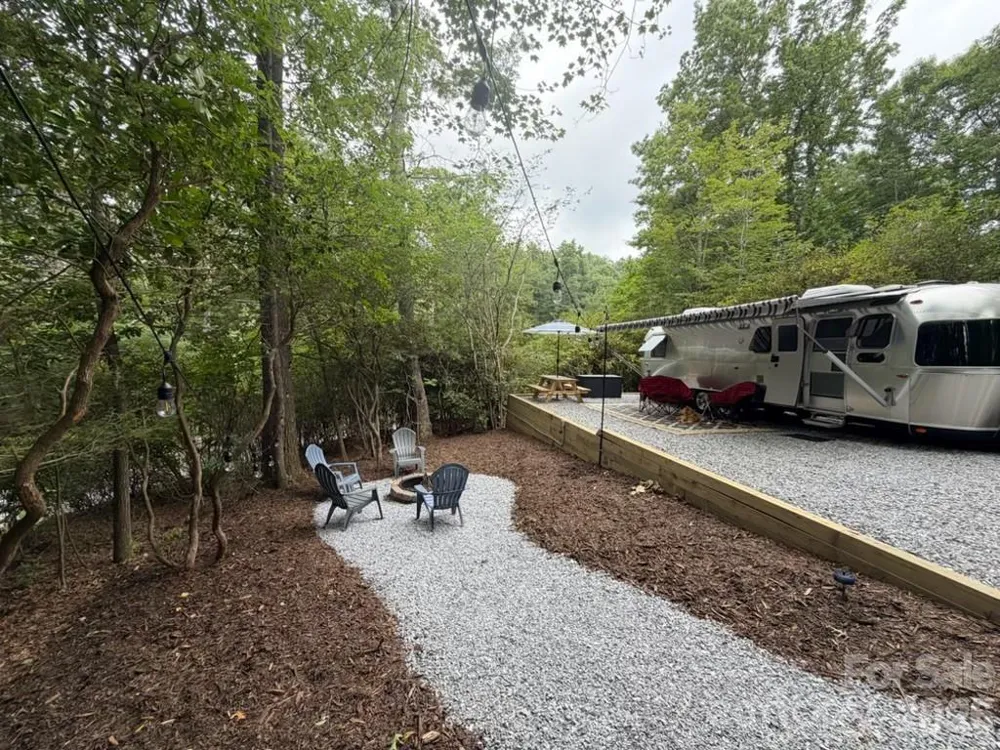 185 Elderberry Loop #61 Newland, NC 28657