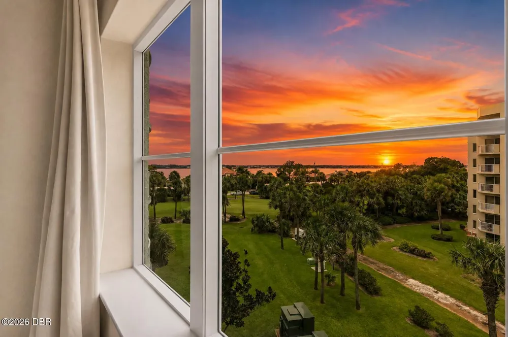 2 Oceans West Boulevard #406 Daytona Beach Shores, FL 32118