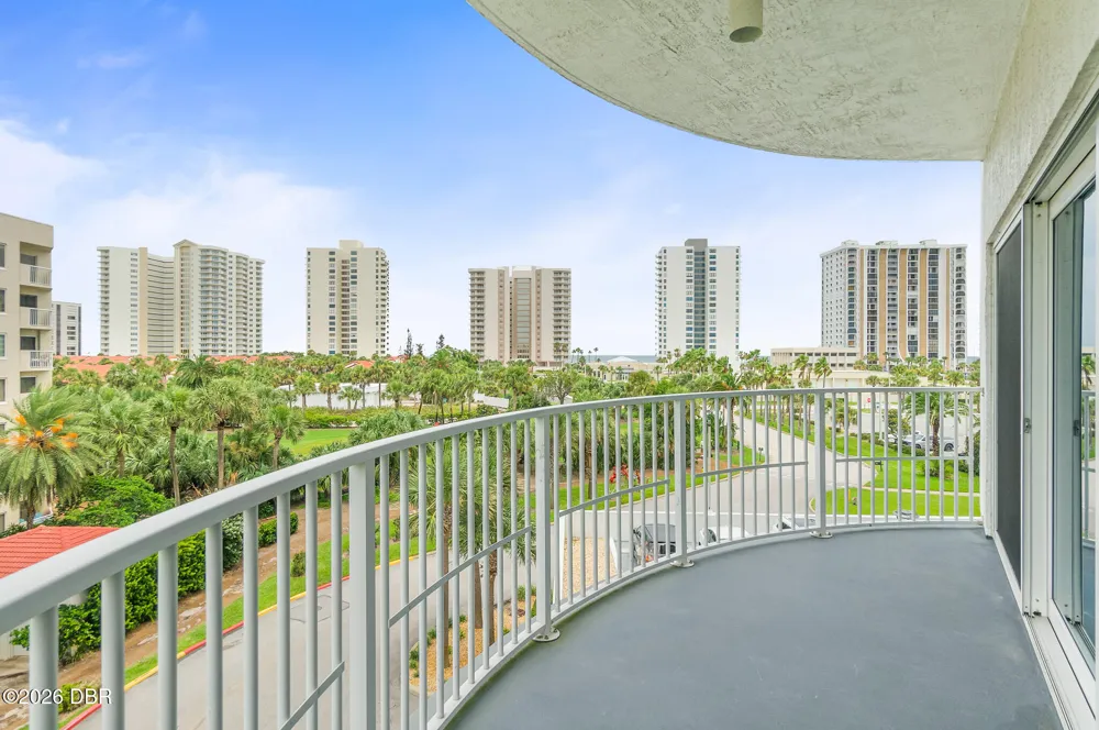 2 Oceans West Boulevard #406 Daytona Beach Shores, FL 32118