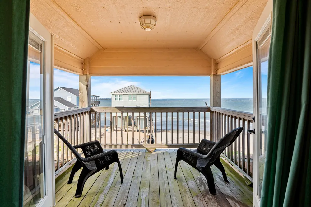 13127 Gulf Beach Drive Freeport, TX 77541