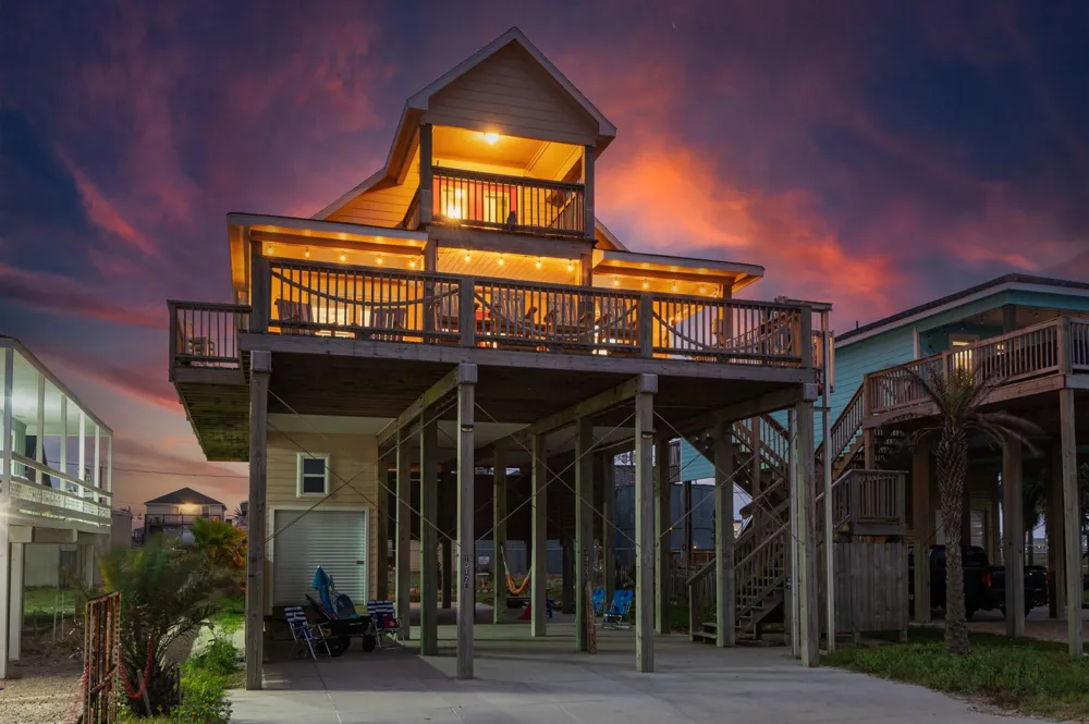 13127 Gulf Beach Drive Freeport, TX 77541
