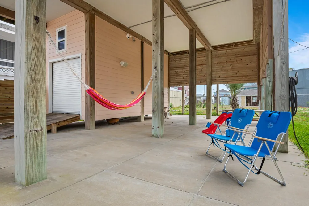 13127 Gulf Beach Drive Freeport, TX 77541