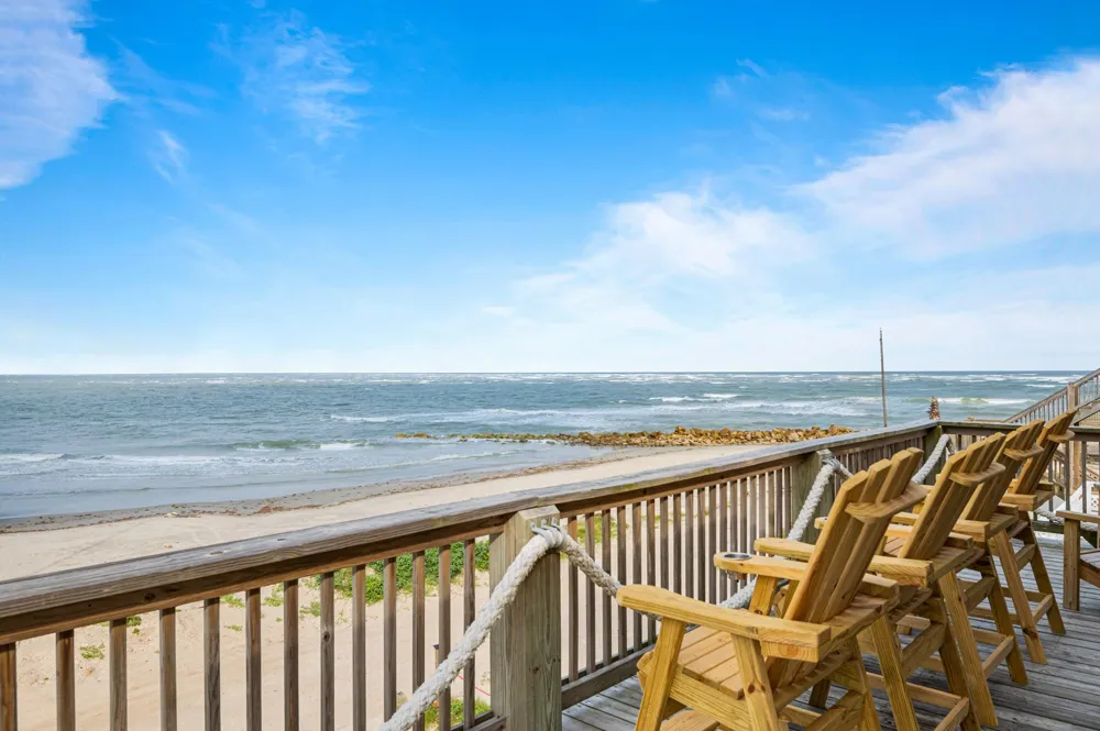 13127 Gulf Beach Drive Freeport, TX 77541