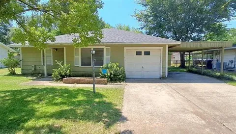507 Bridal Wreath Avenue