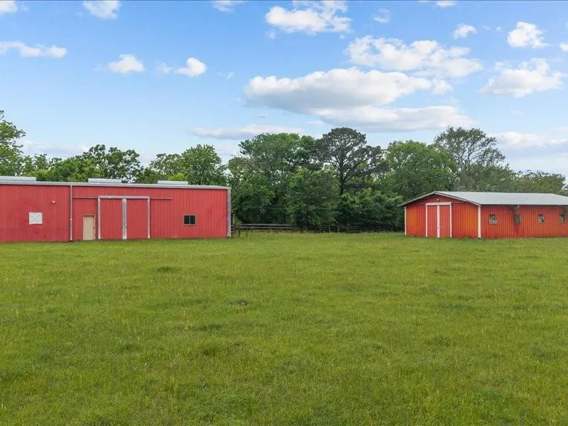 2664 An County Road 103 Elkhart, TX 75839