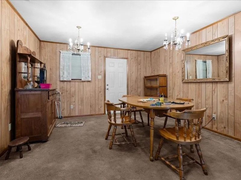 2664 An County Road 103 Elkhart, TX 75839