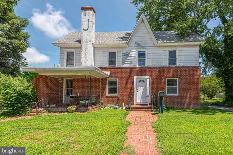 19 BURLEY STREET