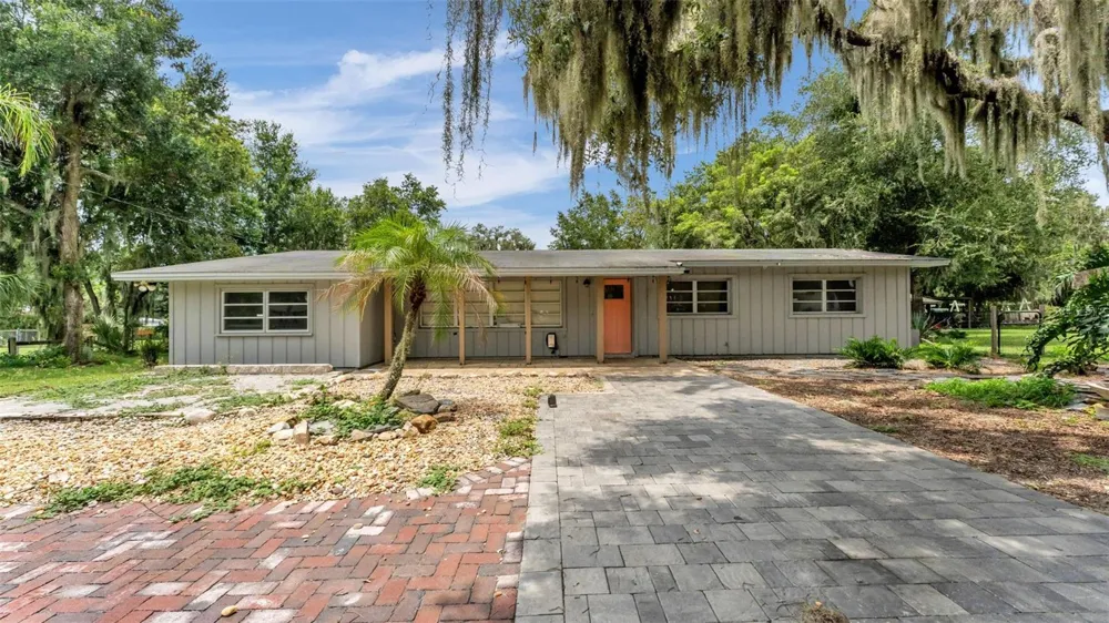 7011 DAVIN STREET Lakeland, FL 33813