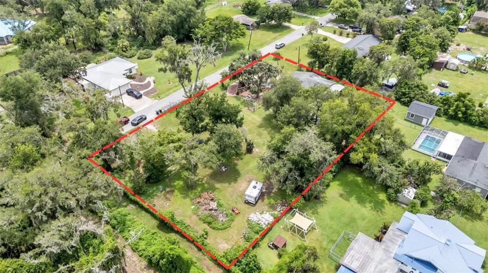 7011 DAVIN STREET Lakeland, FL 33813