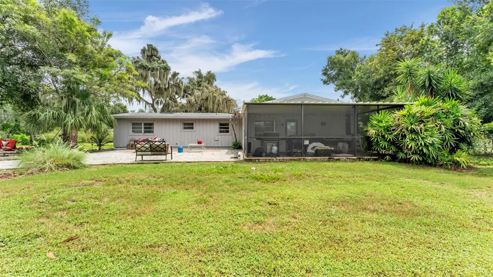 7011 DAVIN STREET Lakeland, FL 33813
