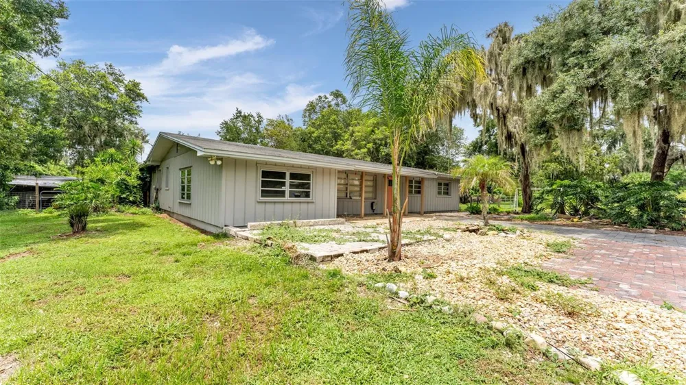 7011 DAVIN STREET Lakeland, FL 33813