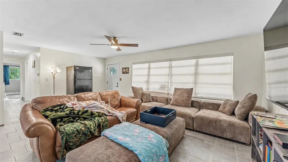 7011 DAVIN STREET Lakeland, FL 33813
