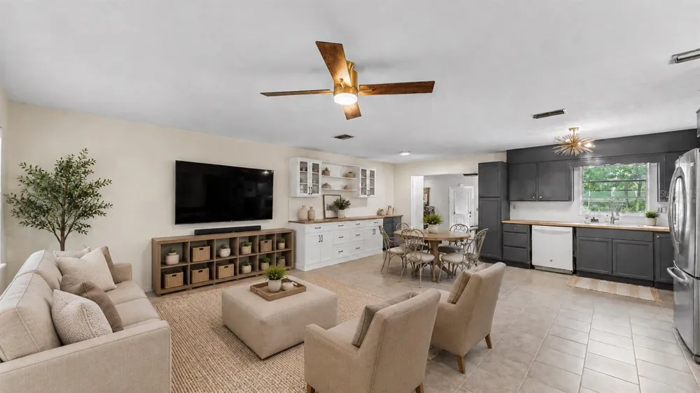 7011 DAVIN STREET Lakeland, FL 33813