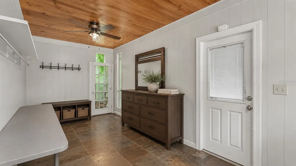 7011 DAVIN STREET Lakeland, FL 33813