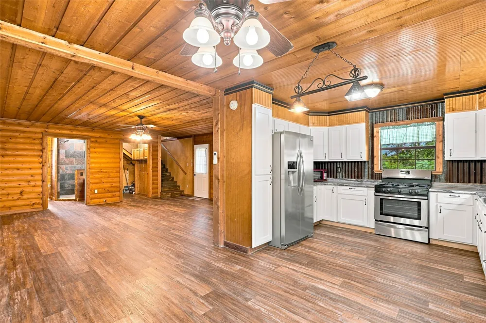 1549 County Road 2130 Telephone, TX 75488