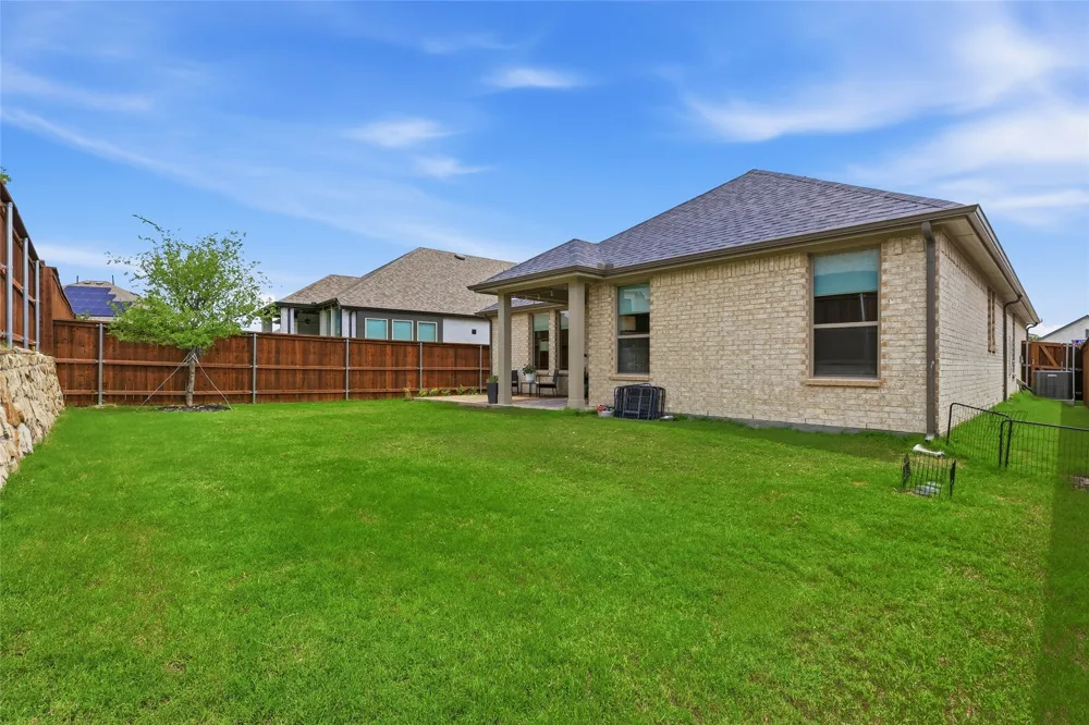 1837 Flowing Ridge Road Midlothian, TX 76065