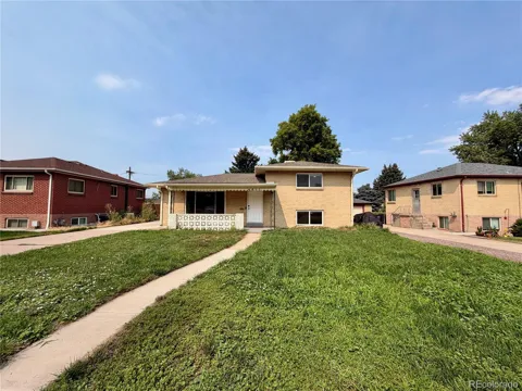4811 Fenton Street