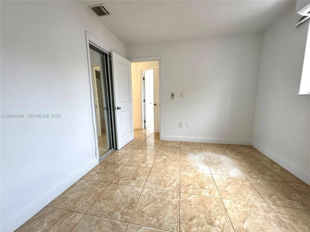 2950 NW 210th Ter Miami Gardens, FL 33056
