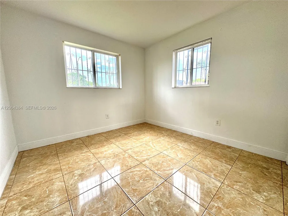 2950 NW 210th Ter Miami Gardens, FL 33056