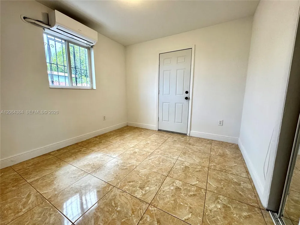 2950 NW 210th Ter Miami Gardens, FL 33056