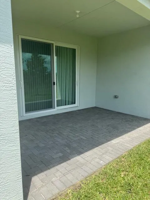 1545 SE CROSSWOOD WAY Port St. Lucie, FL 34984