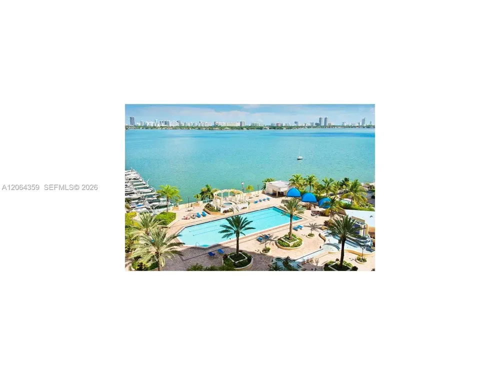 7601 E Treasure Dr #921 North Bay Village, FL 33141