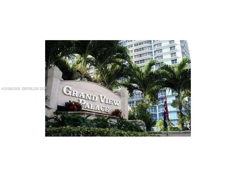 7601 E Treasure Dr #921 North Bay Village, FL 33141