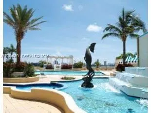 7601 E Treasure Dr #921 North Bay Village, FL 33141