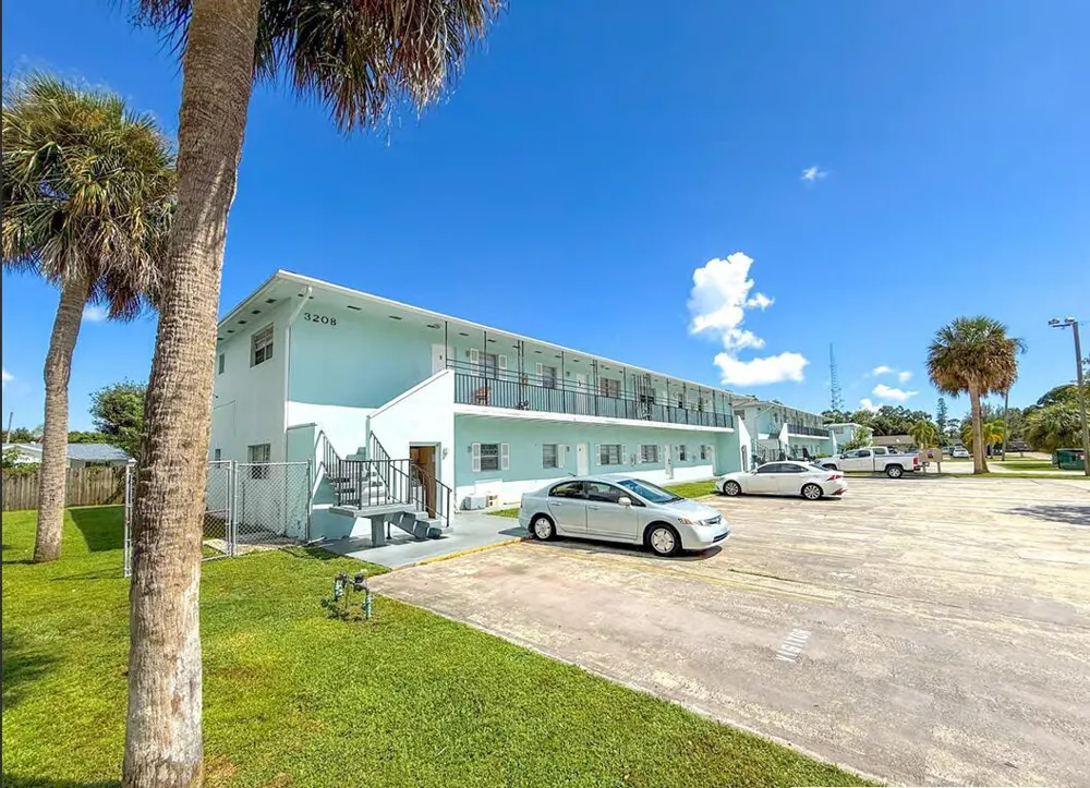 3208 LOUISIANA AVENUE Fort Pierce, FL 34947