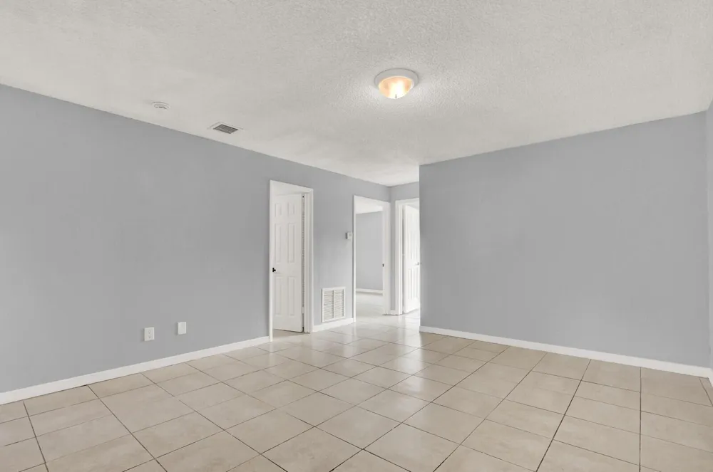 3208 LOUISIANA AVENUE Fort Pierce, FL 34947