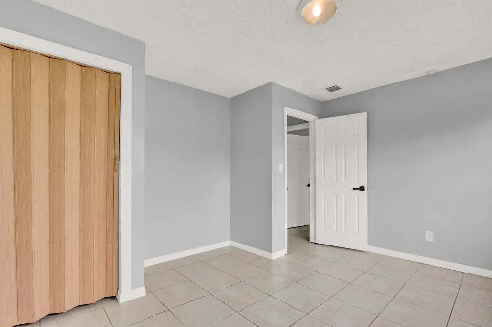 3208 LOUISIANA AVENUE Fort Pierce, FL 34947