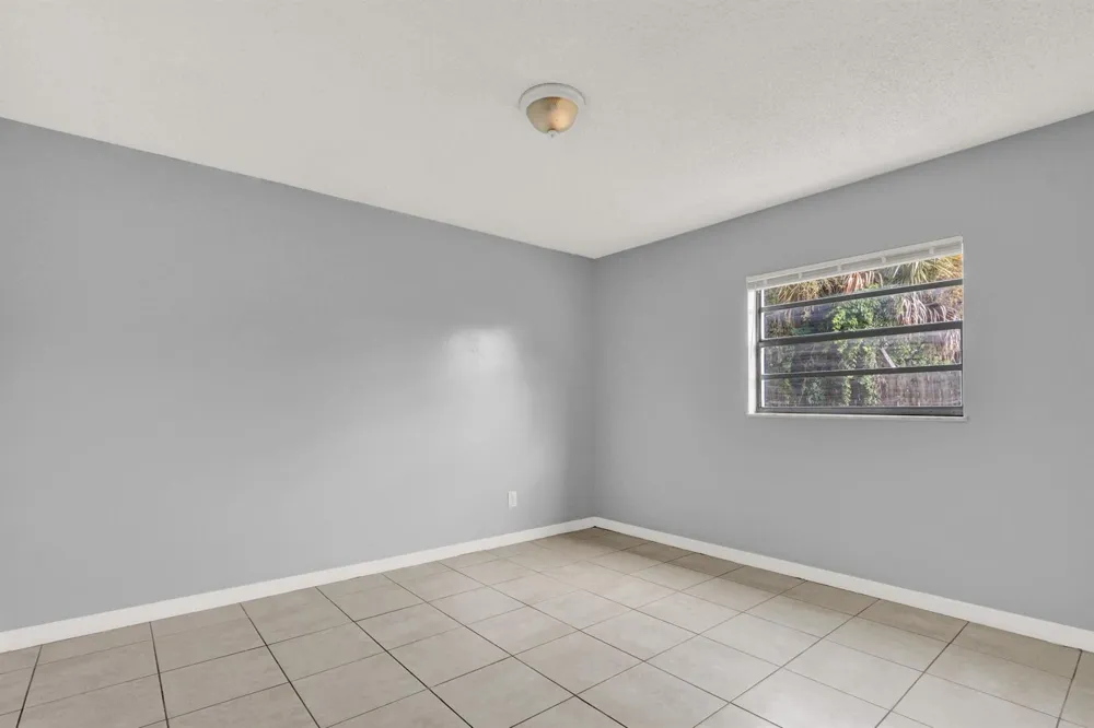 3208 LOUISIANA AVENUE Fort Pierce, FL 34947
