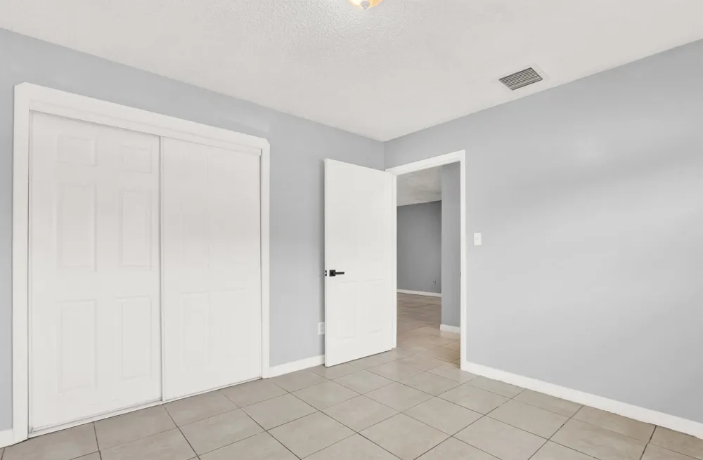 3208 LOUISIANA AVENUE Fort Pierce, FL 34947