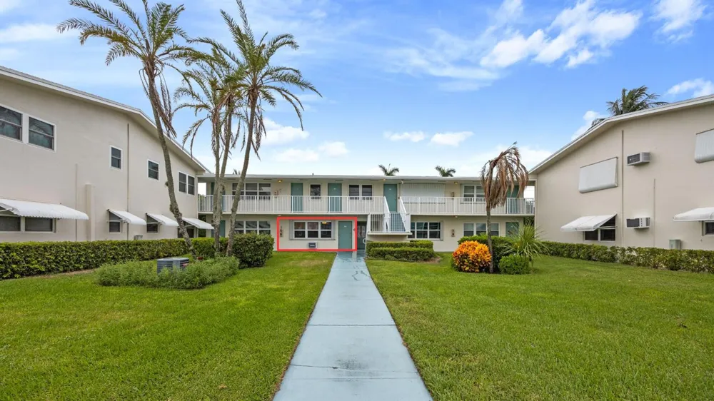 200 Horizons W #106 Boynton Beach, FL 33435