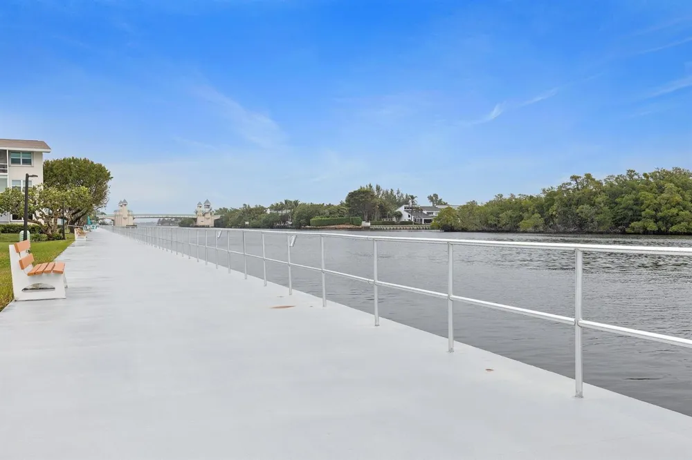 200 Horizons W #106 Boynton Beach, FL 33435