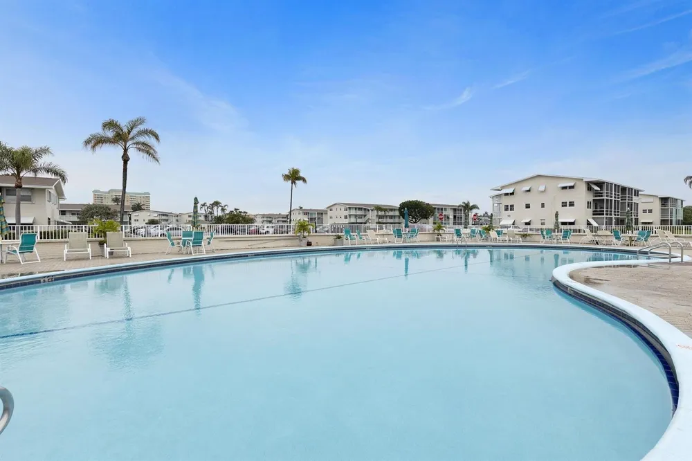 200 Horizons W #106 Boynton Beach, FL 33435