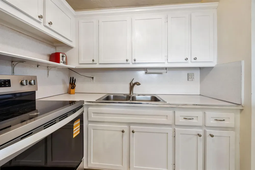 200 Horizons W #106 Boynton Beach, FL 33435