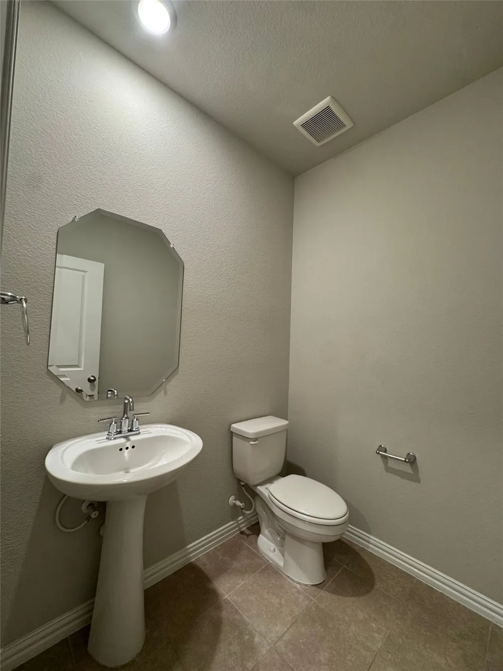 6620 Lyndale Drive Watauga, TX 76148