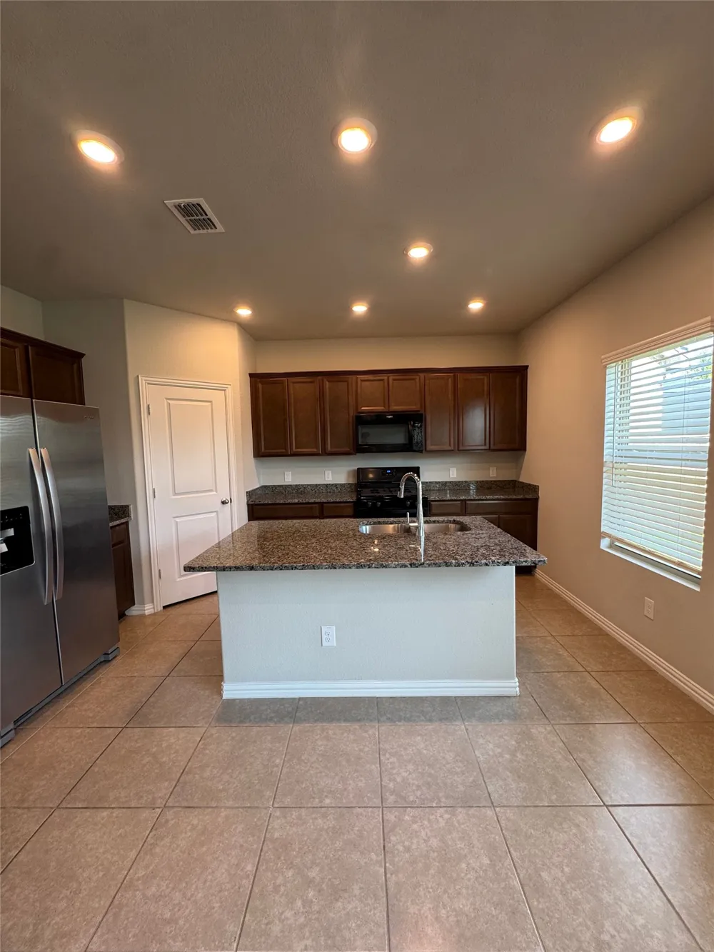 6620 Lyndale Drive Watauga, TX 76148