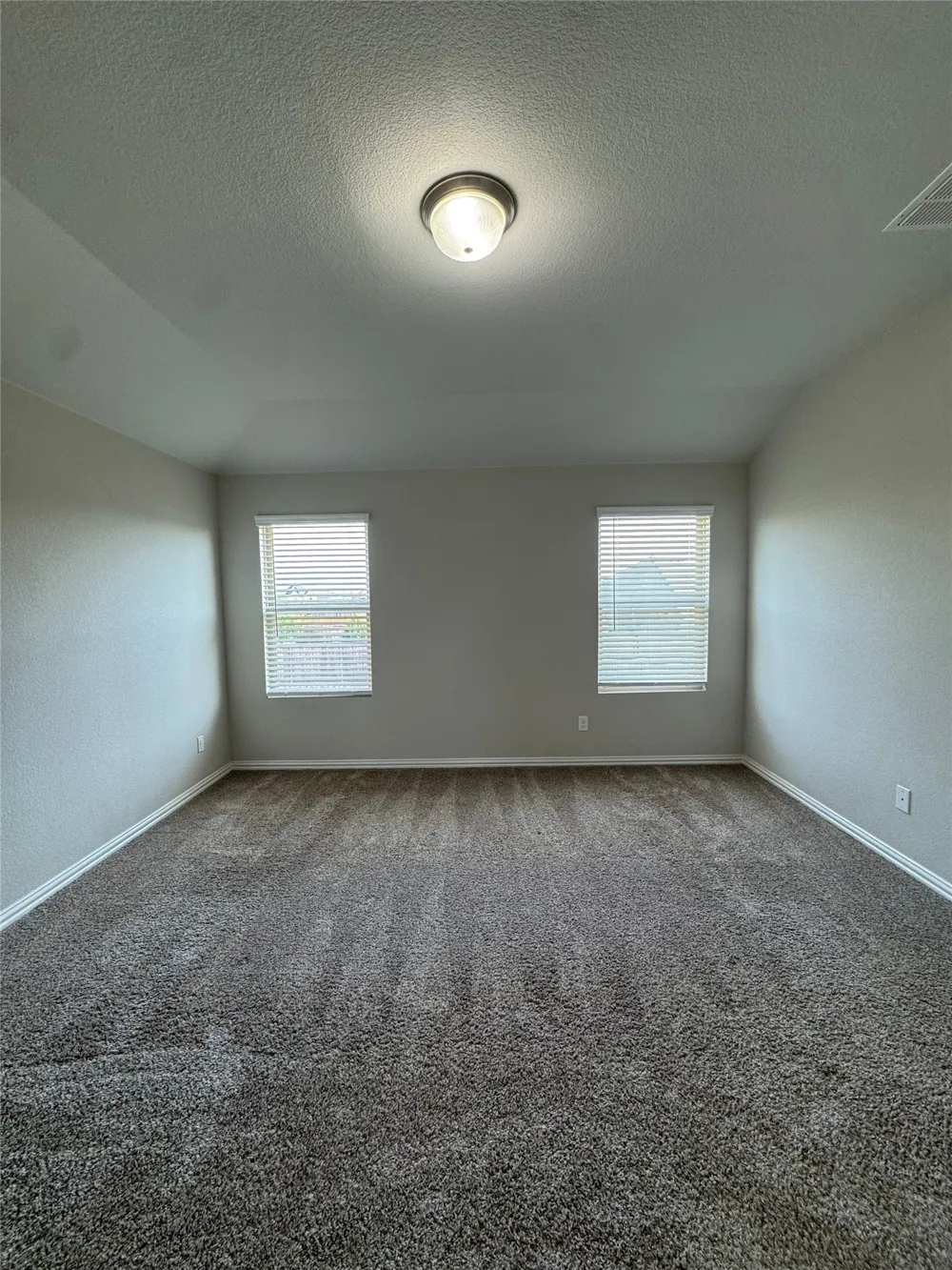 6620 Lyndale Drive Watauga, TX 76148