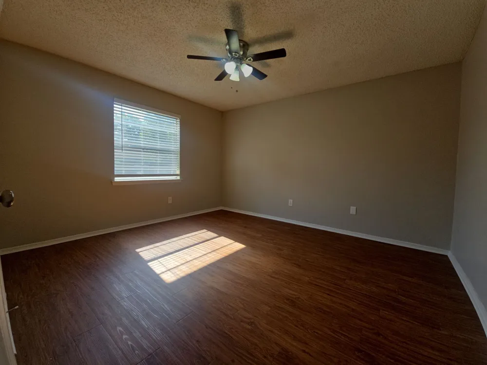 6620 Lyndale Drive Watauga, TX 76148