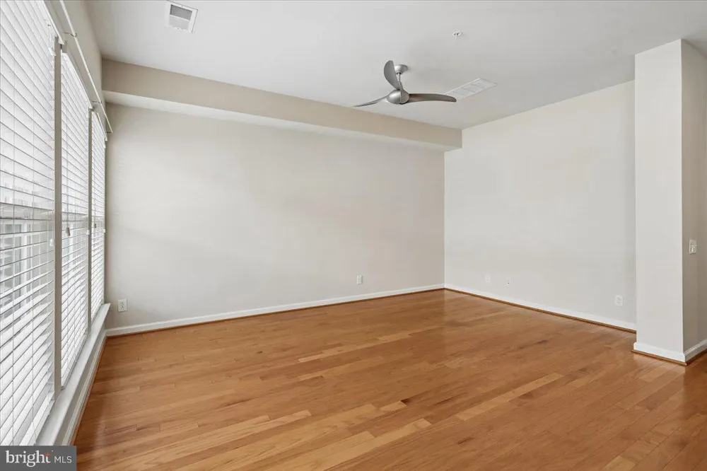 2993 RITTENHOUSE #90 Fairfax, VA 22031