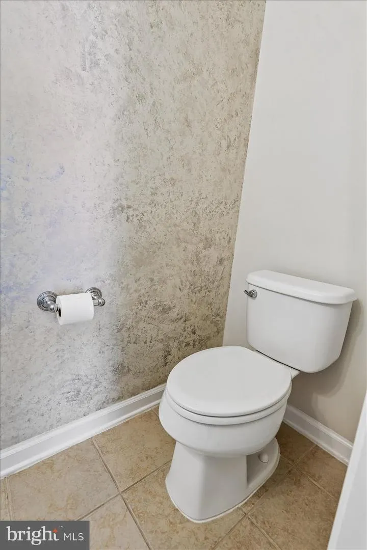 2993 RITTENHOUSE #90 Fairfax, VA 22031