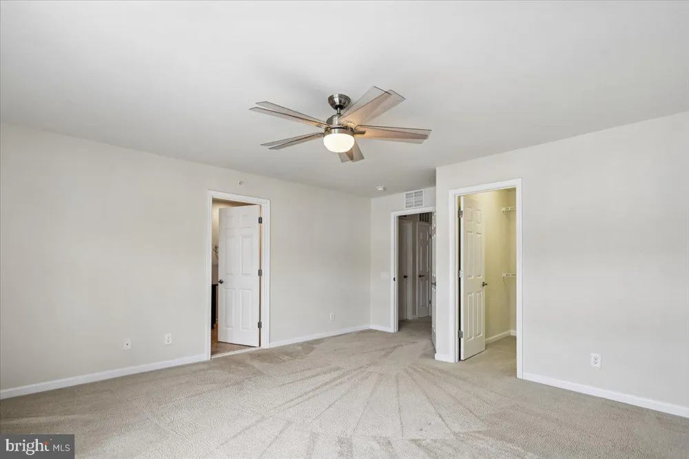2993 RITTENHOUSE #90 Fairfax, VA 22031