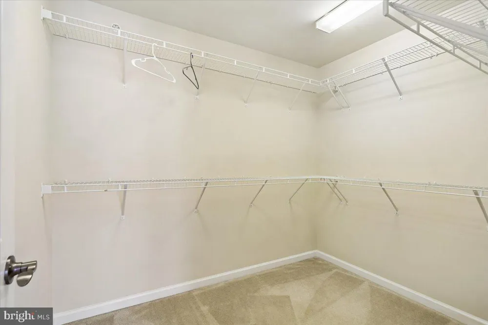 2993 RITTENHOUSE #90 Fairfax, VA 22031
