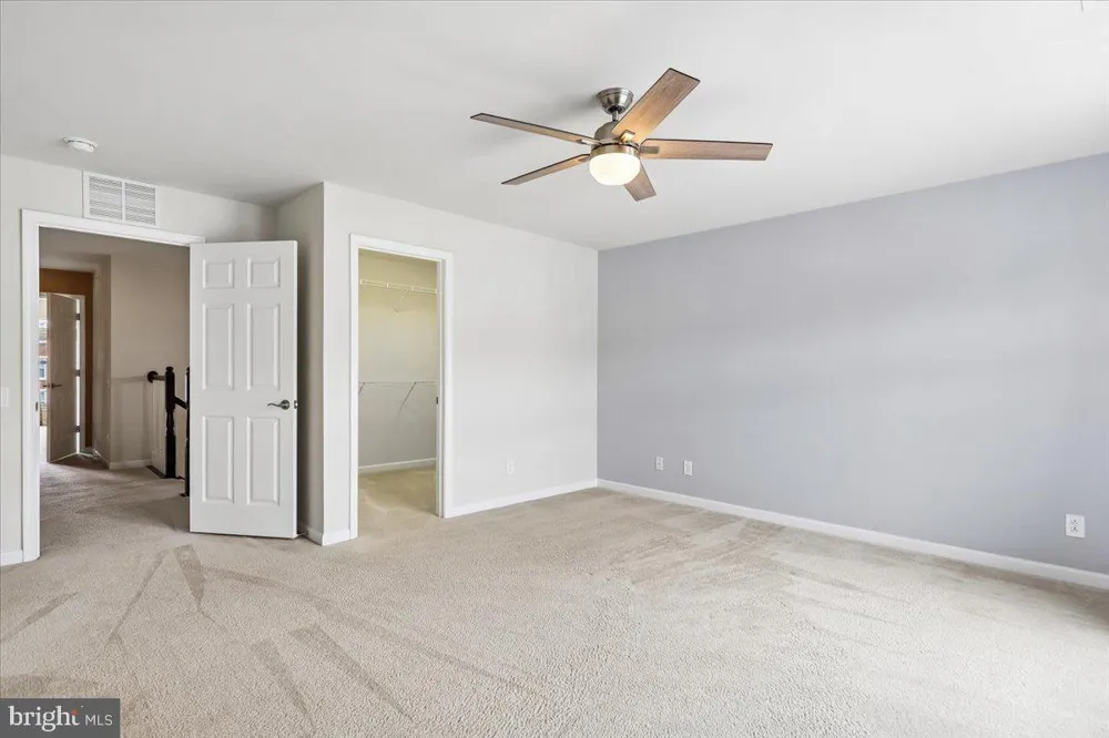 2993 RITTENHOUSE #90 Fairfax, VA 22031