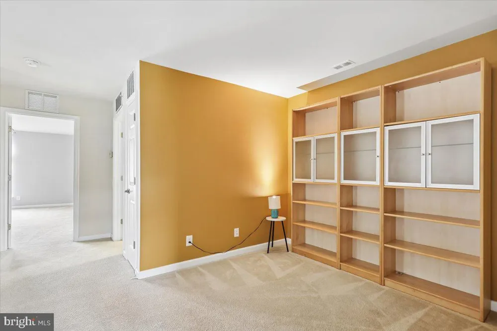 2993 RITTENHOUSE #90 Fairfax, VA 22031