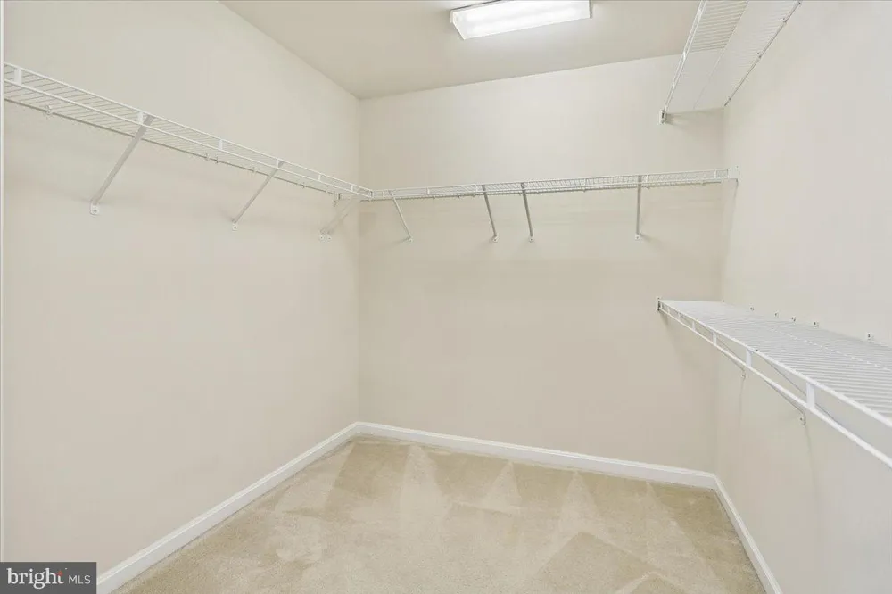 2993 RITTENHOUSE #90 Fairfax, VA 22031